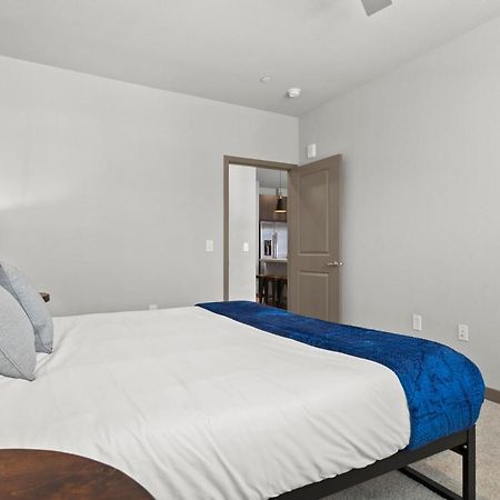 Cozysuites Phx Roro Gym, Pool, Pets, Parking! #9 Phoenix Exteriör bild