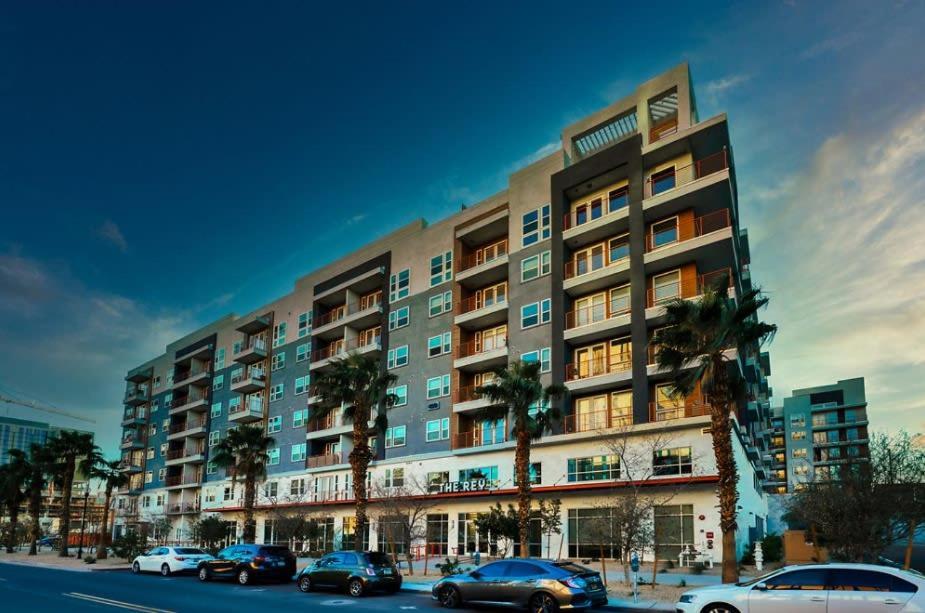 Cozysuites Phx Roro Gym, Pool, Pets, Parking! #9 Phoenix Exteriör bild