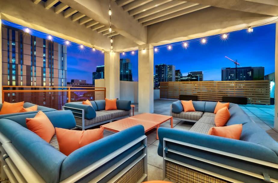 Cozysuites Phx Roro Gym, Pool, Pets, Parking! #9 Phoenix Exteriör bild