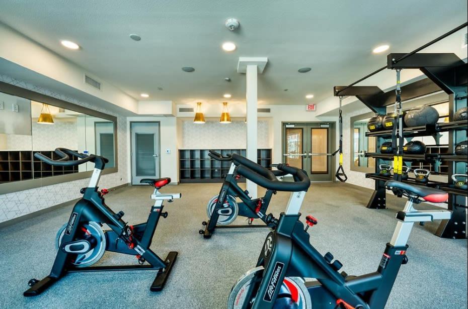 Cozysuites Phx Roro Gym, Pool, Pets, Parking! #9 Phoenix Exteriör bild